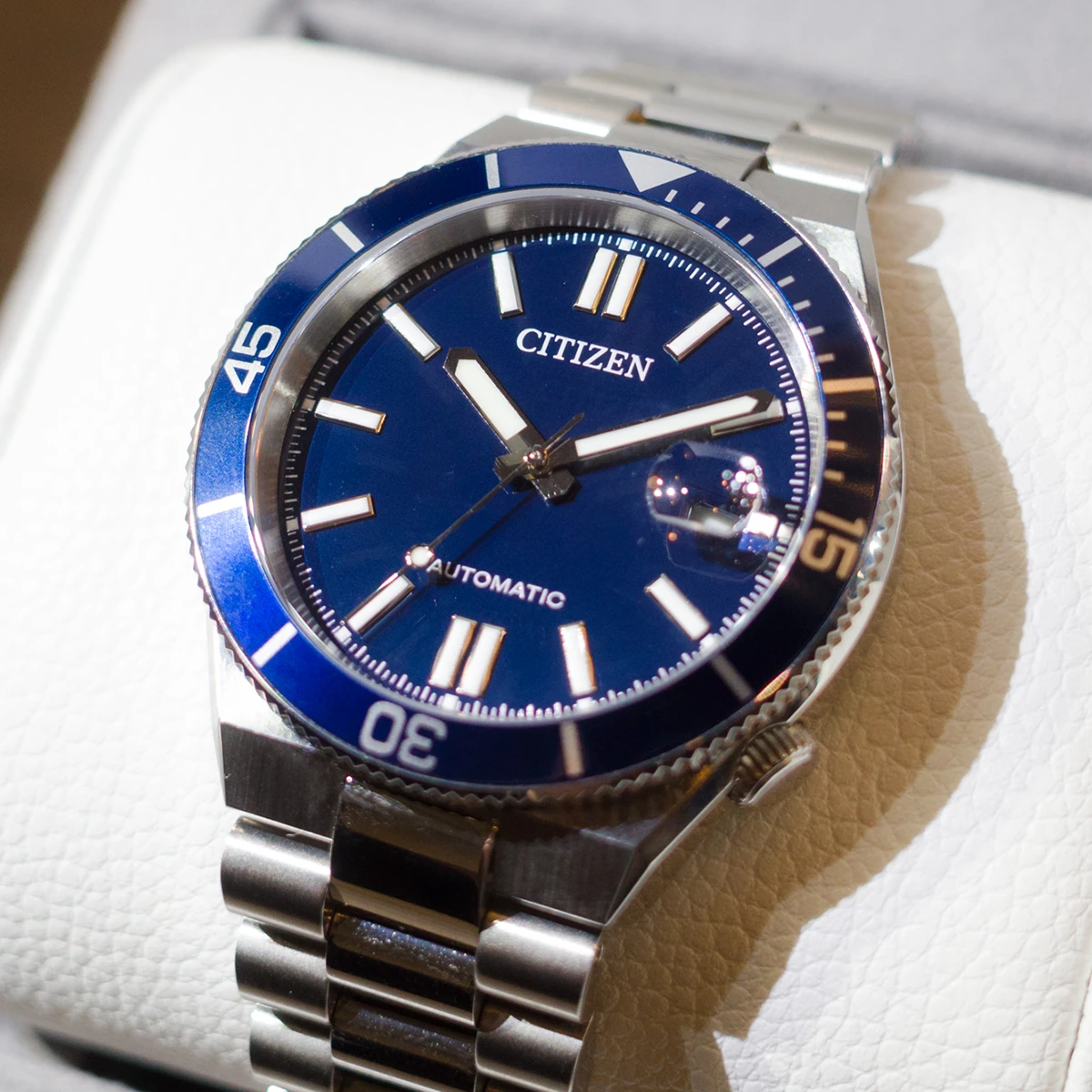 シチズン「シチズンコレクション TSUYOSA」Ref.NJ0230-59L