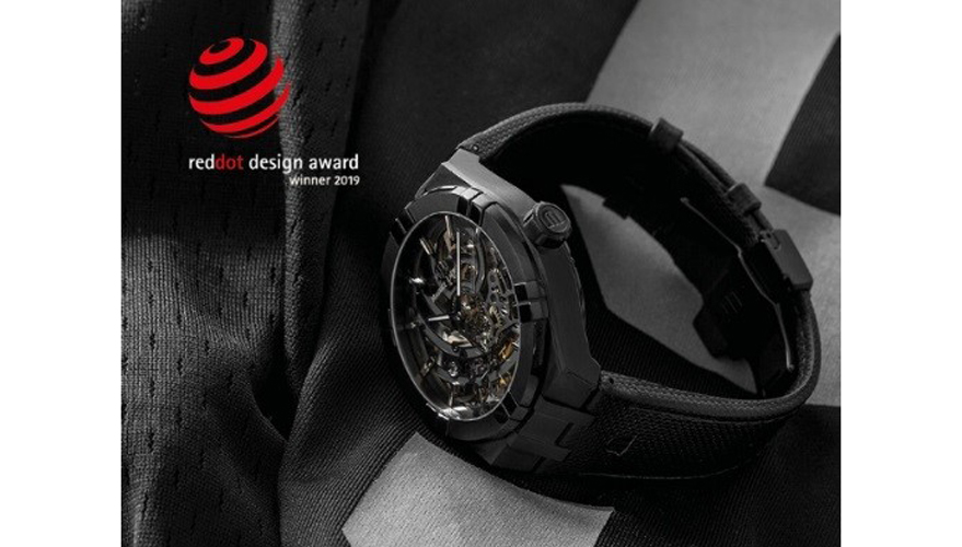 モーリス ラクロア アイコン オートマティック スケルトン ブラック がレッド ドット デザイン賞を受賞 高級腕時計専門誌クロノス日本版 Webchronos