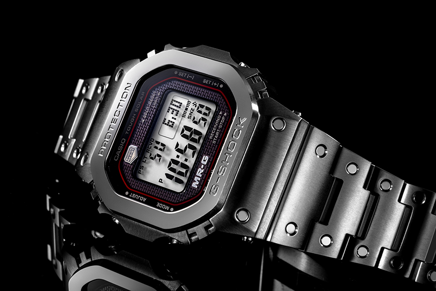 40万円する究極のG-SHOCKは値段相応？ 「MRG-B5000」を好き勝手に討論 