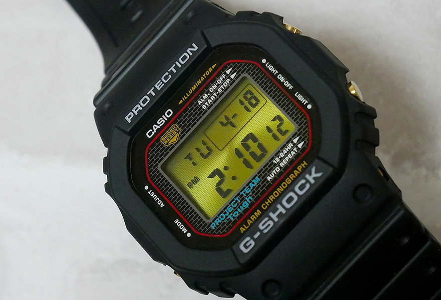 G-SHOCK 40周年記念モデル「DW-5040PG」をレビュー。歴史的偉業を今に