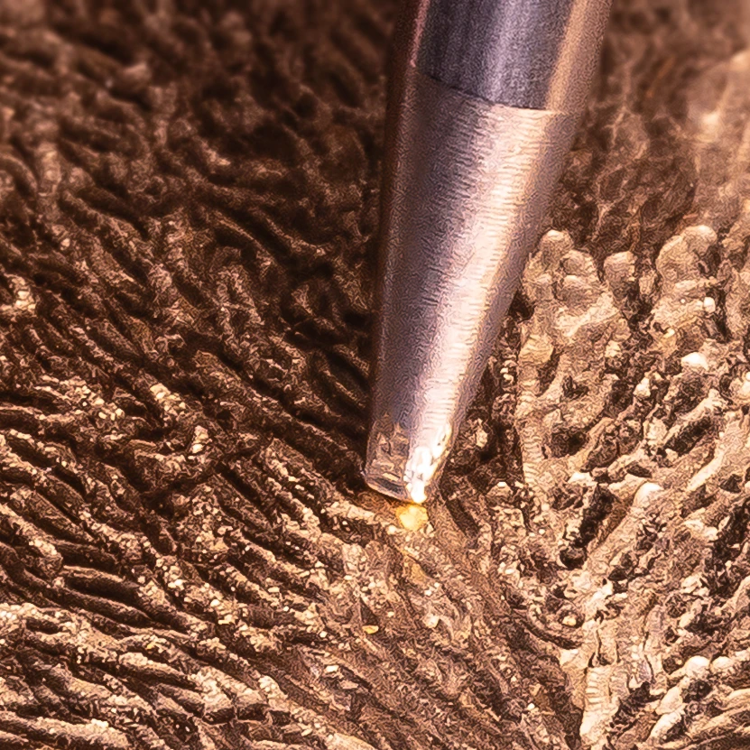 ハンドハンマー仕上げ