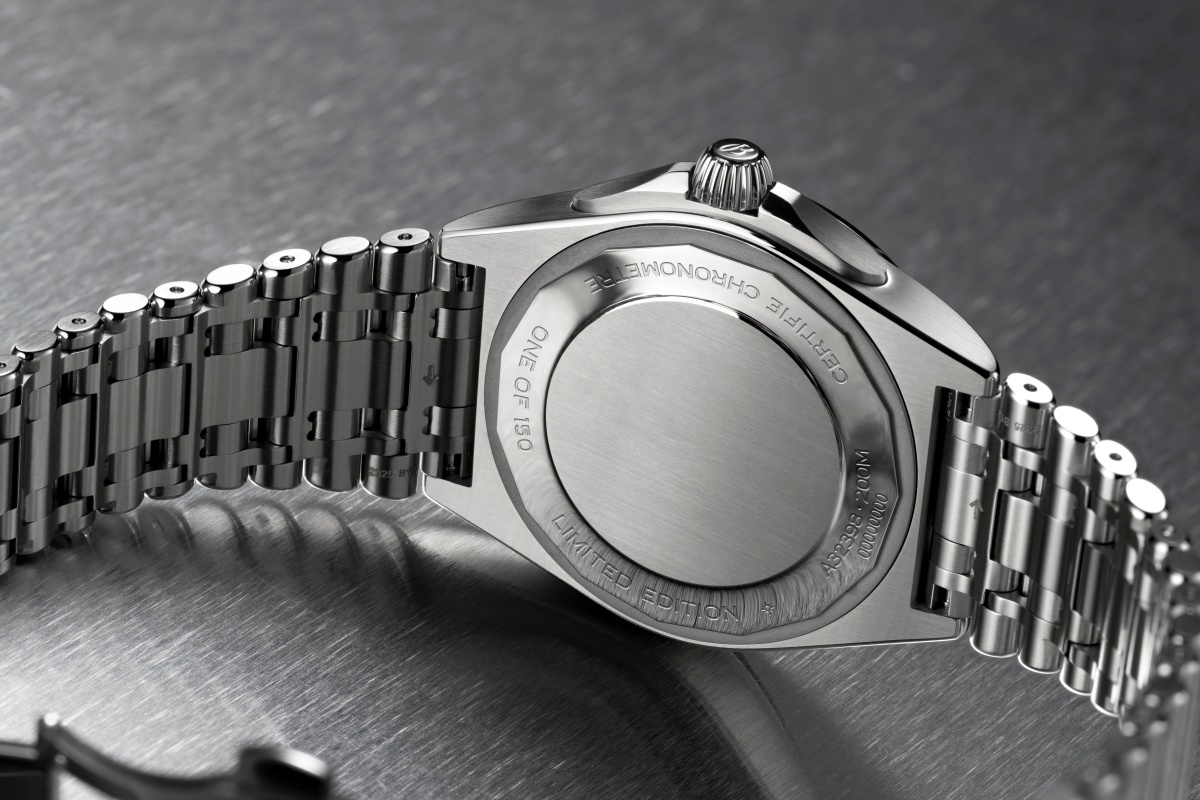 ブライトリング クロノマット オートマチック GMT 40 ジャパン リミテッド