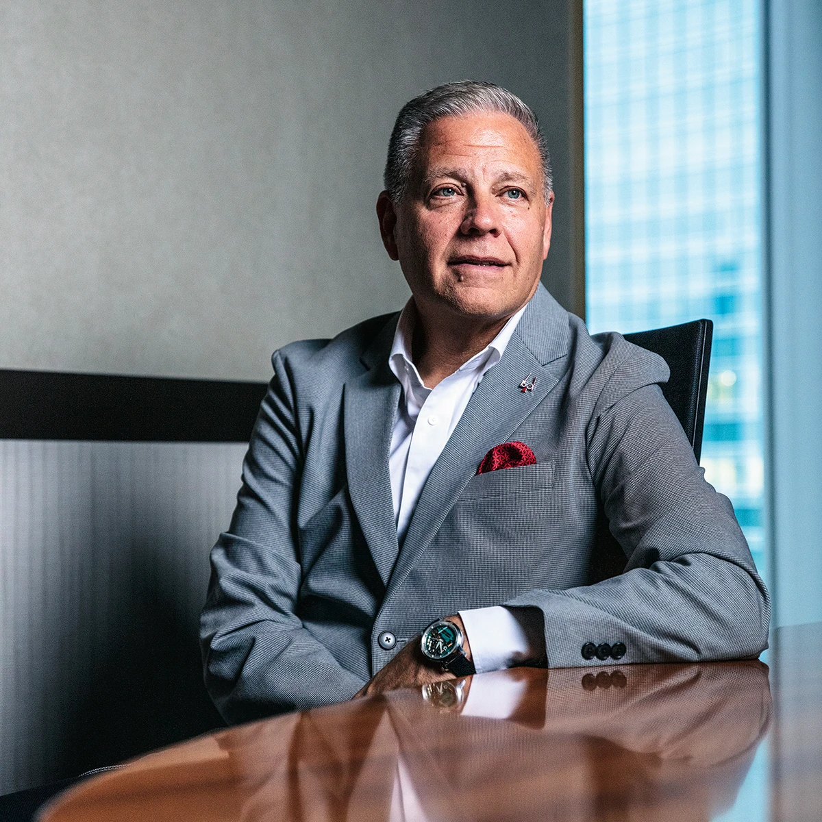 ブローバ「アキュトロン」復活。音叉式が現代技術でアップデート