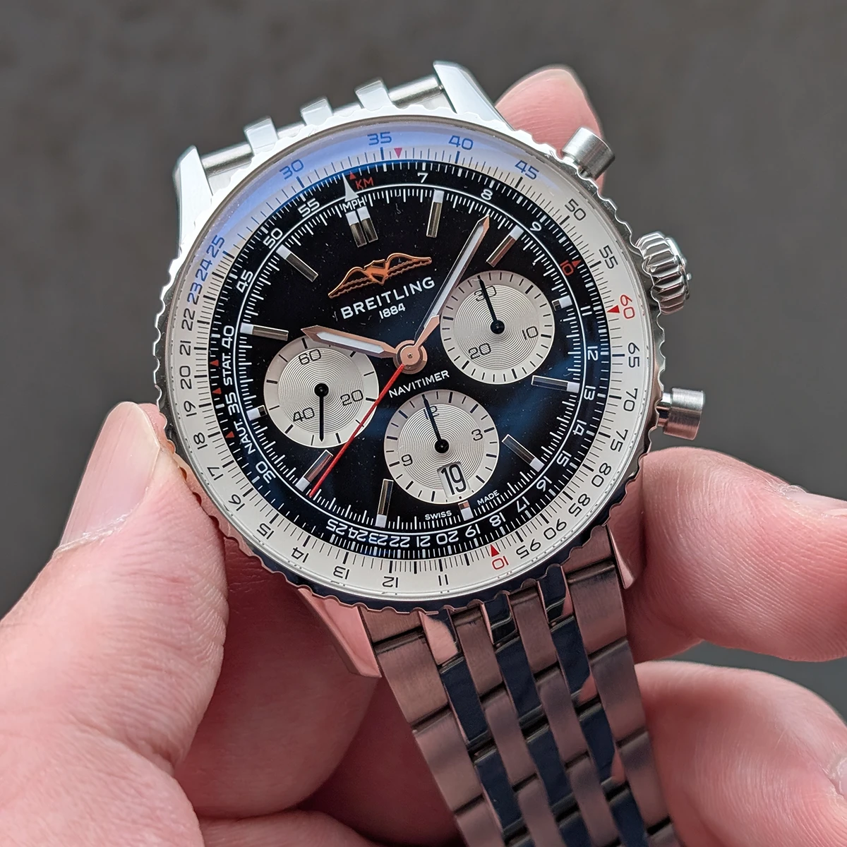 ブライトリング「ナビタイマー B01 クロノグラフ 43」