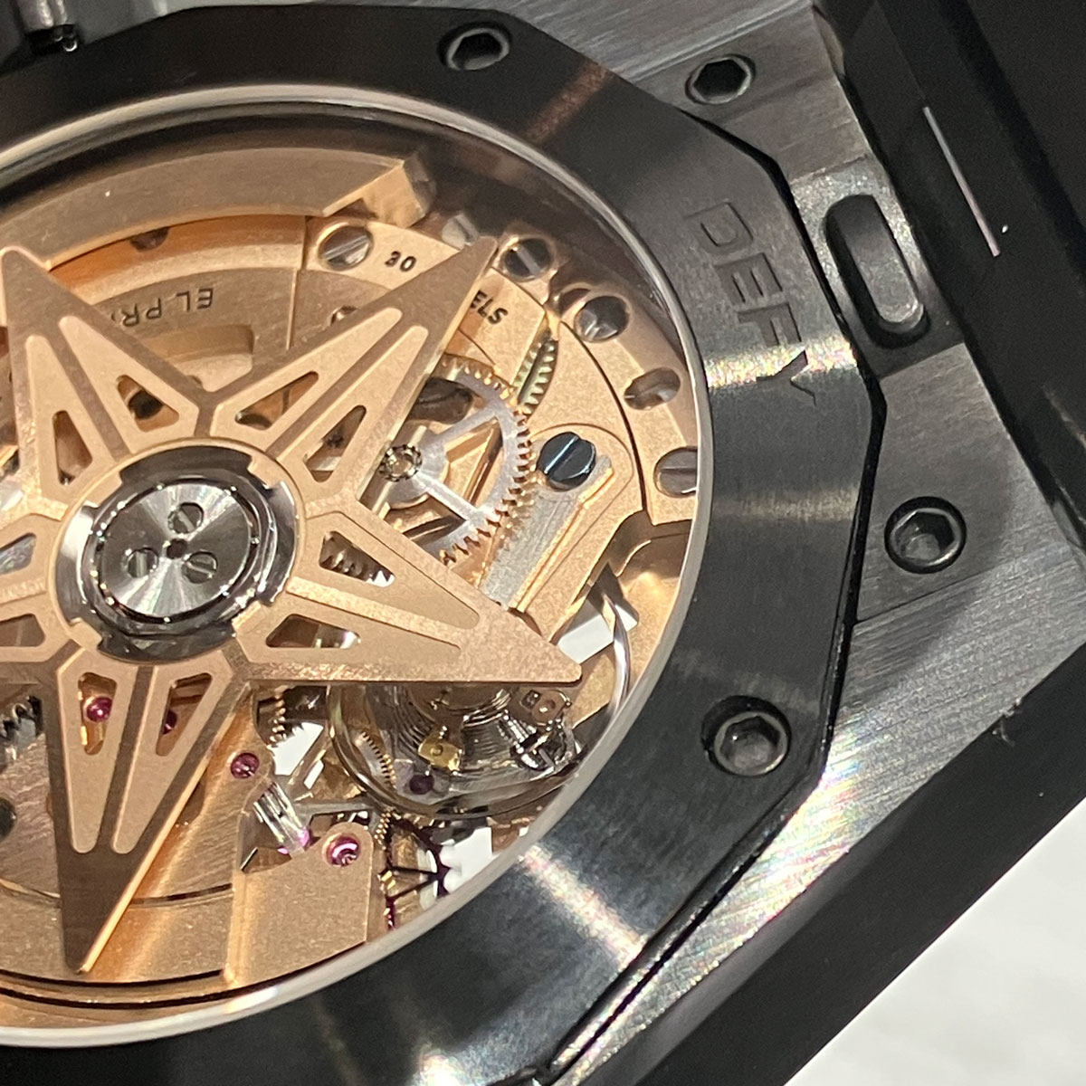 ゼニス デファイ スカイライン スケルトン