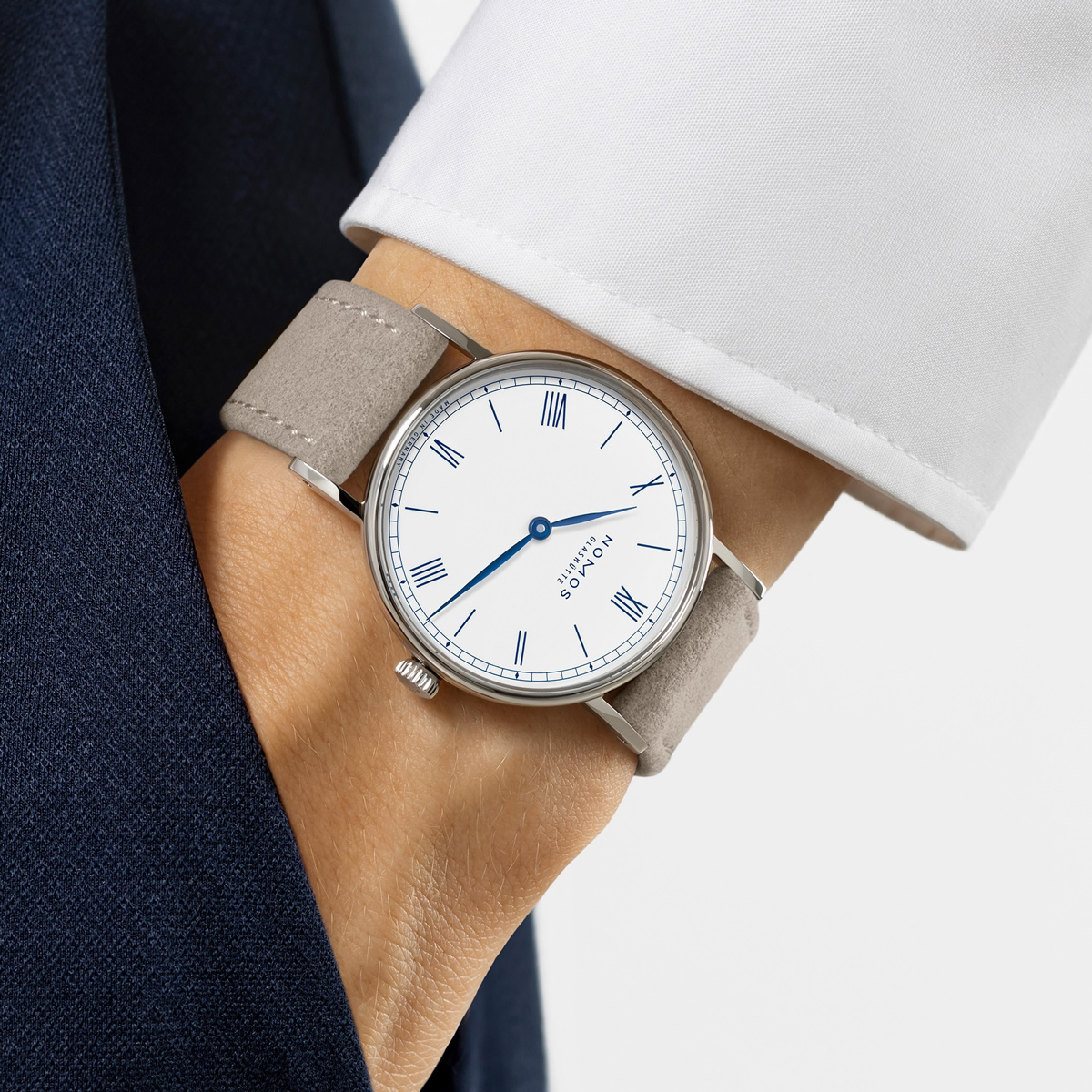 ノモス グラスヒュッテ「ラドウィッグ」