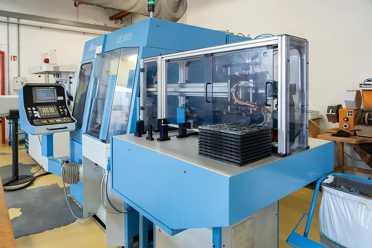 Almac（現トルノス）のCU 3005