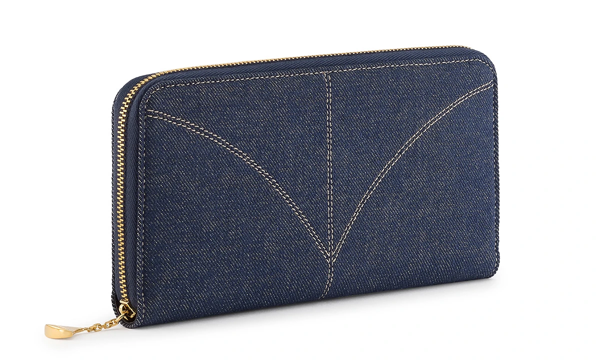 ブルガリ ディーヴァ ドリーム ウォレット