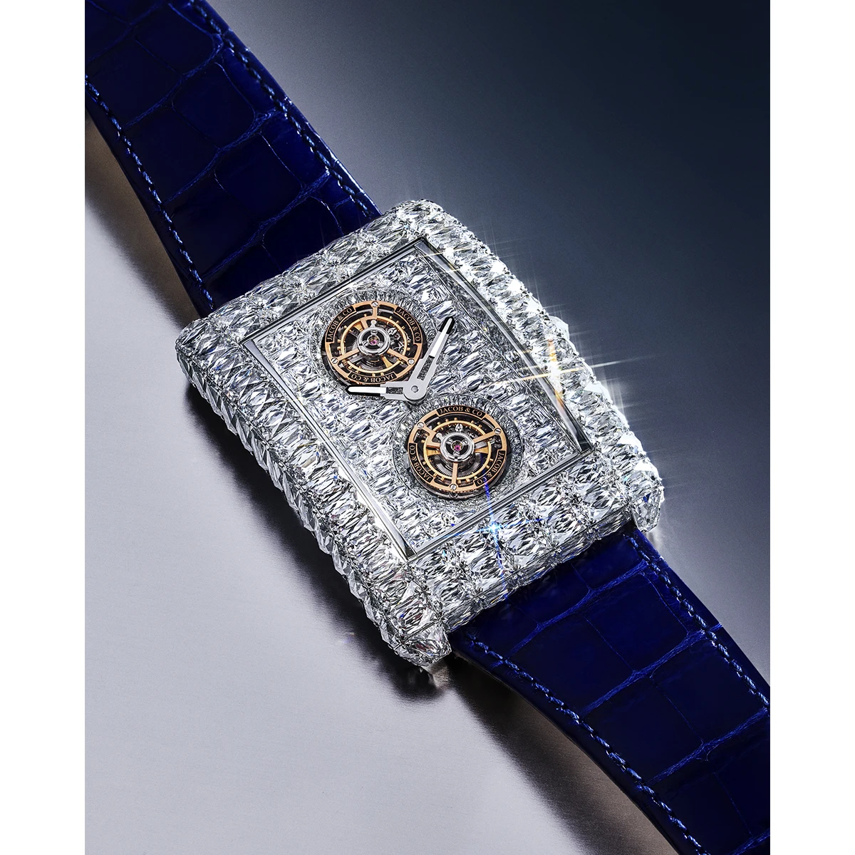 ジェイコブ&コー「ビリオネア ダブル トゥールビヨン エンジェルカット」