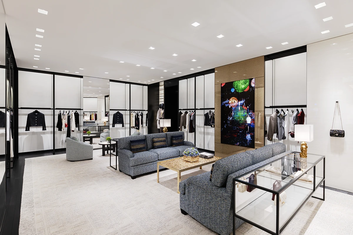 シャネル阪急梅田店