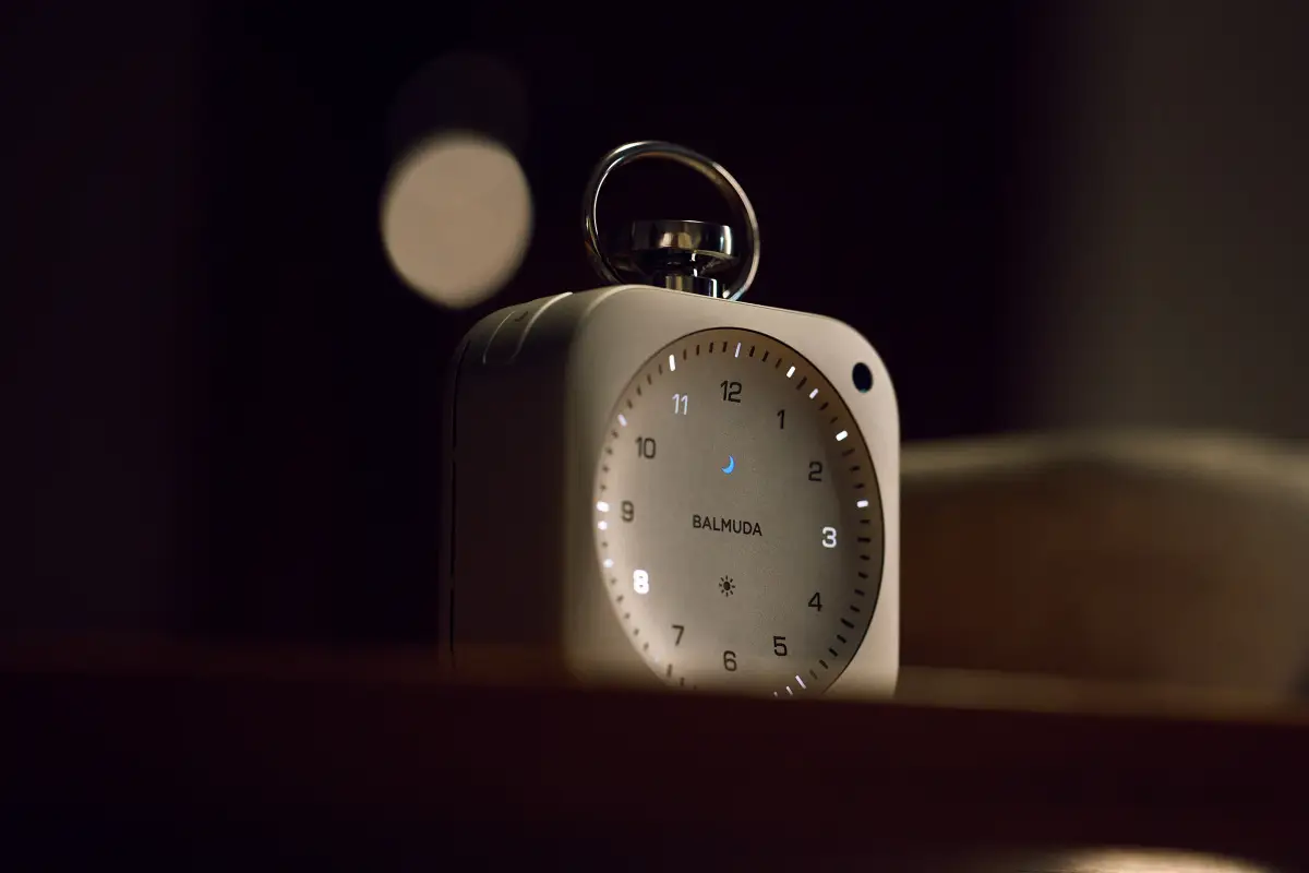 バルミューダ The Clock