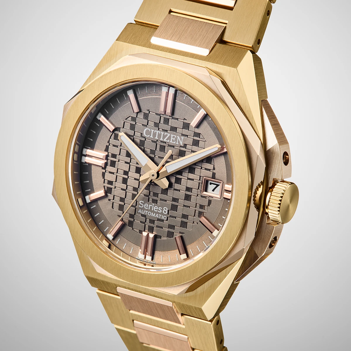 シチズン「シリーズエイト」Ref.NB6085-57W