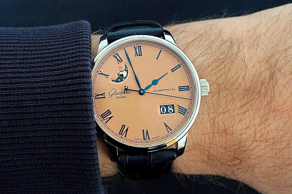 グラスヒュッテ・オリジナル「セネタ・エクセレンス・パノラマデイト・ムーンフェイズ」