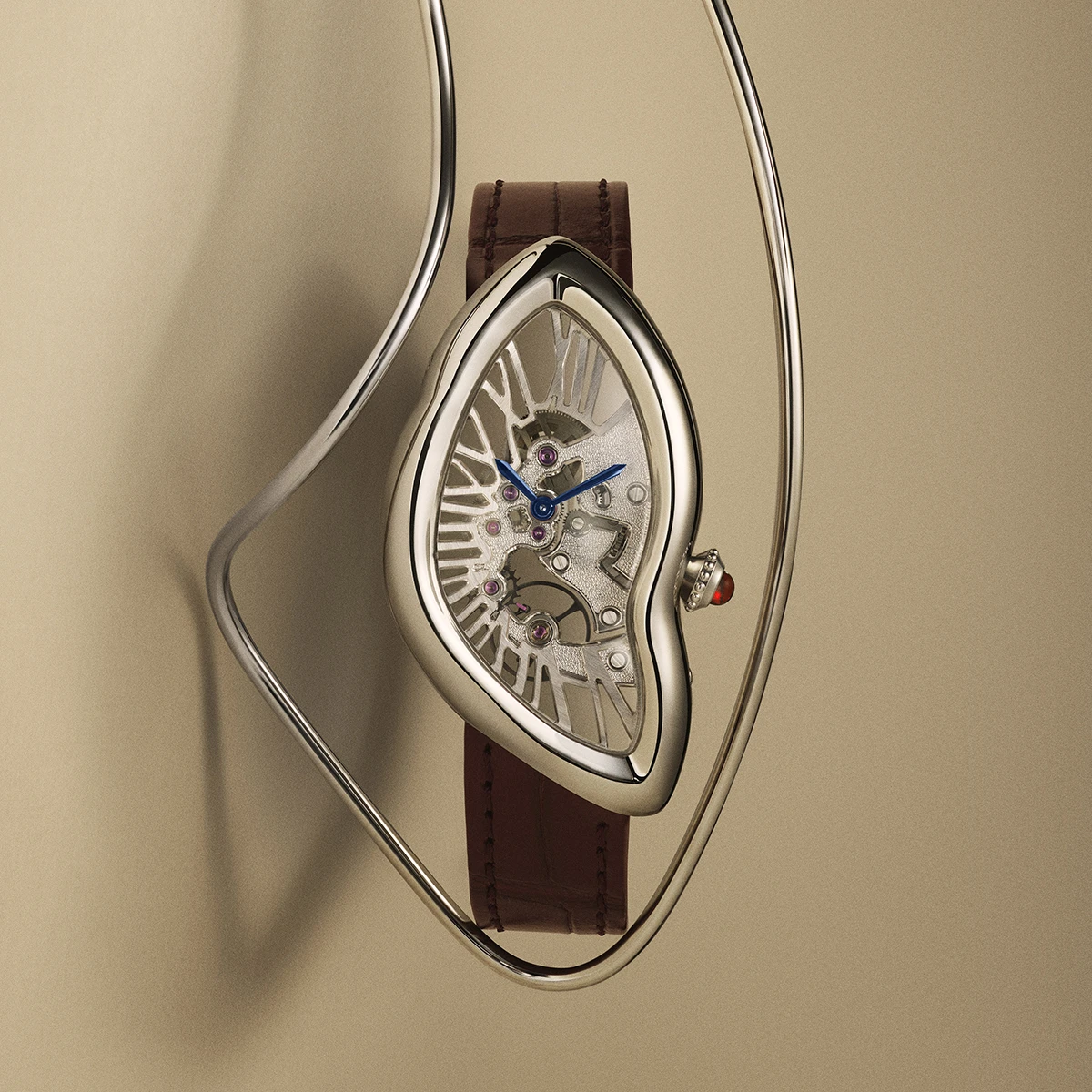 カルティエ「カルティエ プリヴェ クラッシュ スケルトン」Ref.CRWHCH0012