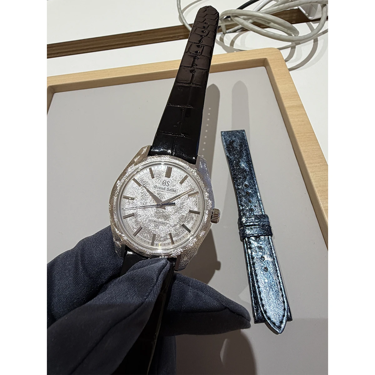 Masterpiece Collection 手巻スプリングドライブ 彫金 限定モデル