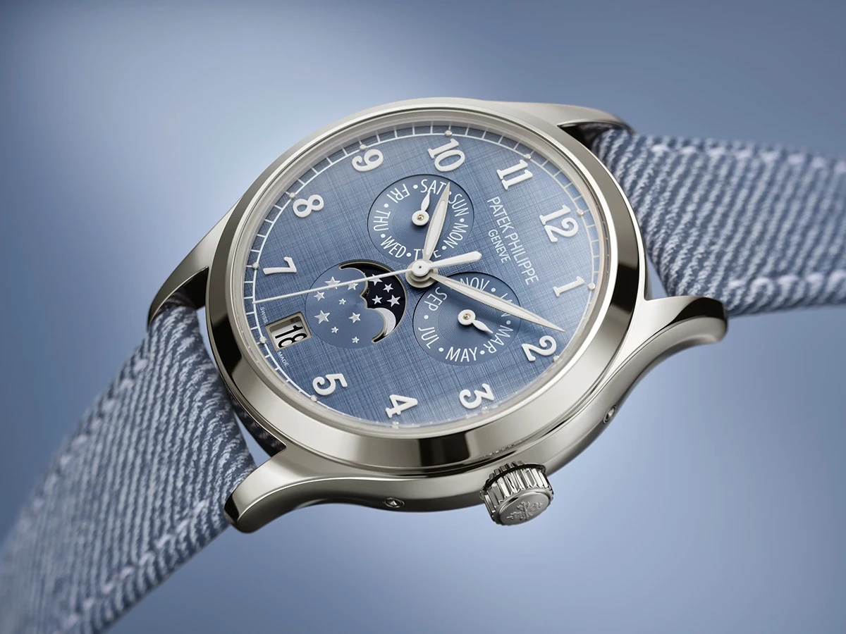 Patek Philippe "Complication" Ref. 4946G-001