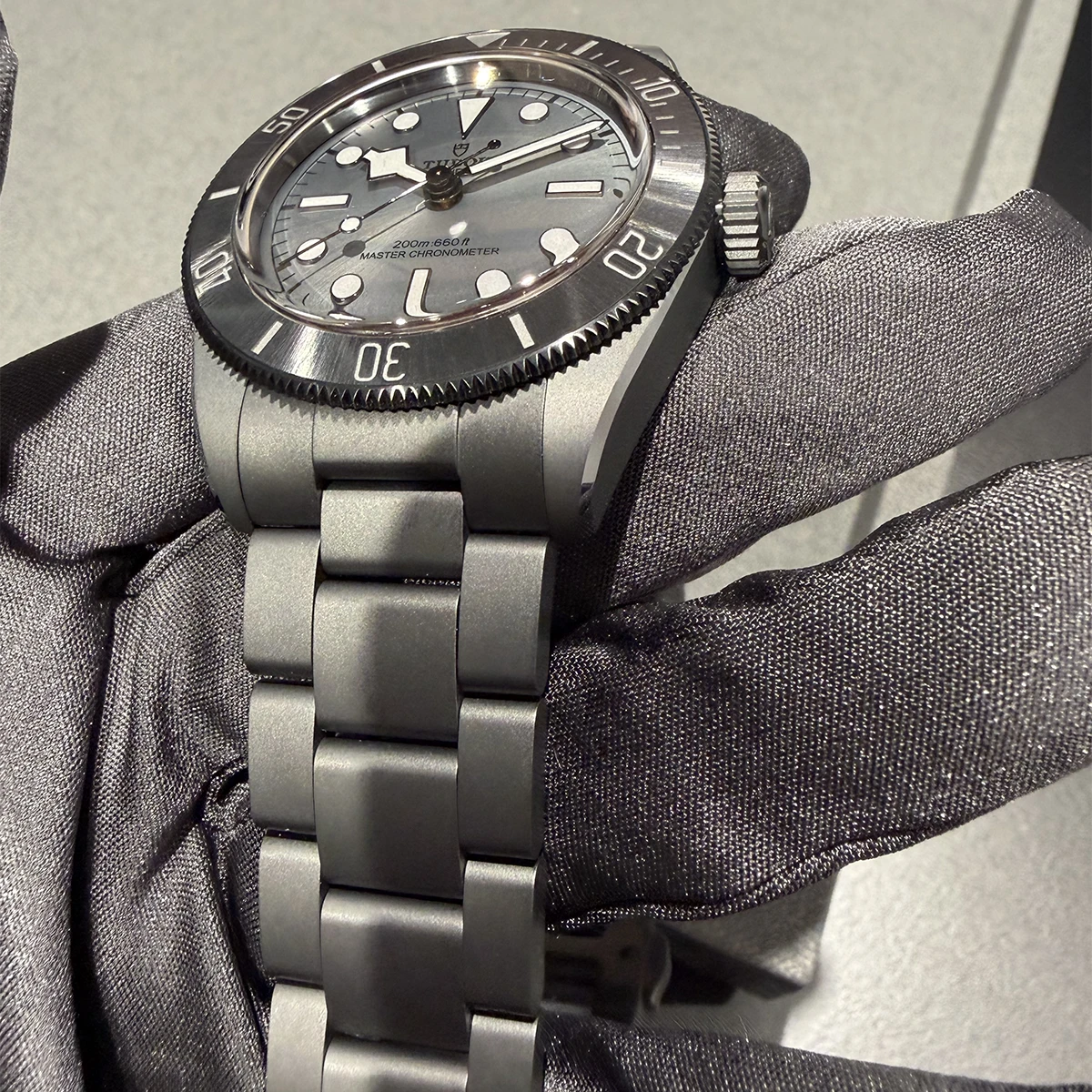 チューダー ブラックベイ セラミック