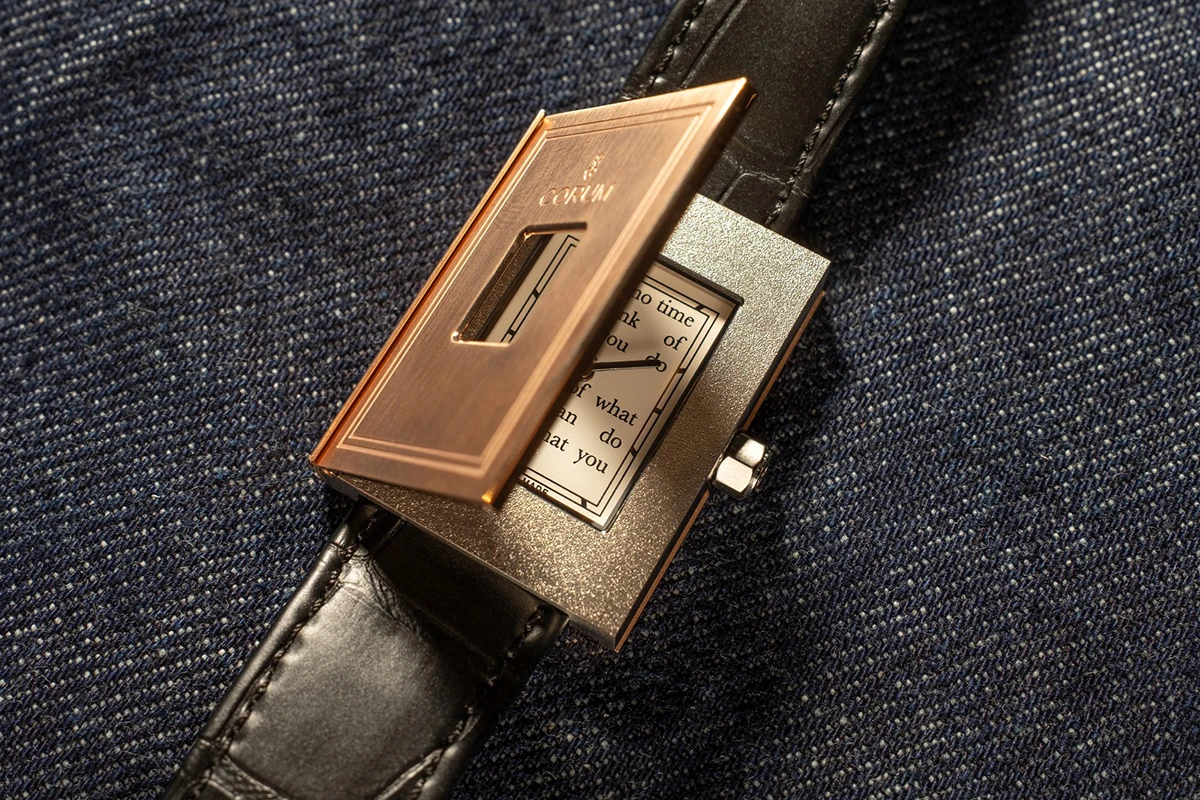 コルム「ヘリテージ ゴールデンブック」