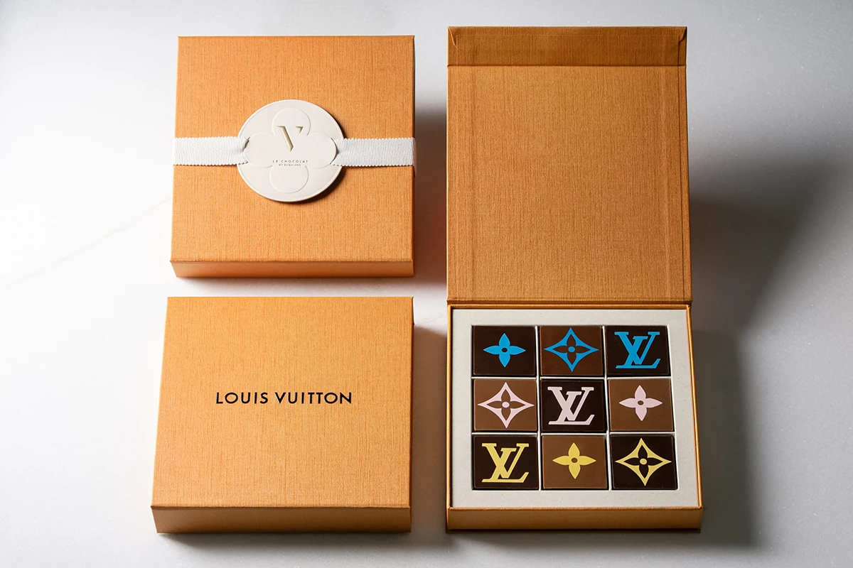 Voyage V < THE MAISON’S MOTIFS >