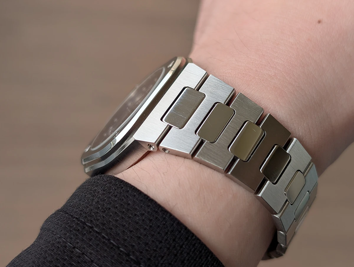 ベル&ロス「BR-05 36MM ブルー ダイヤモンド イーグル」