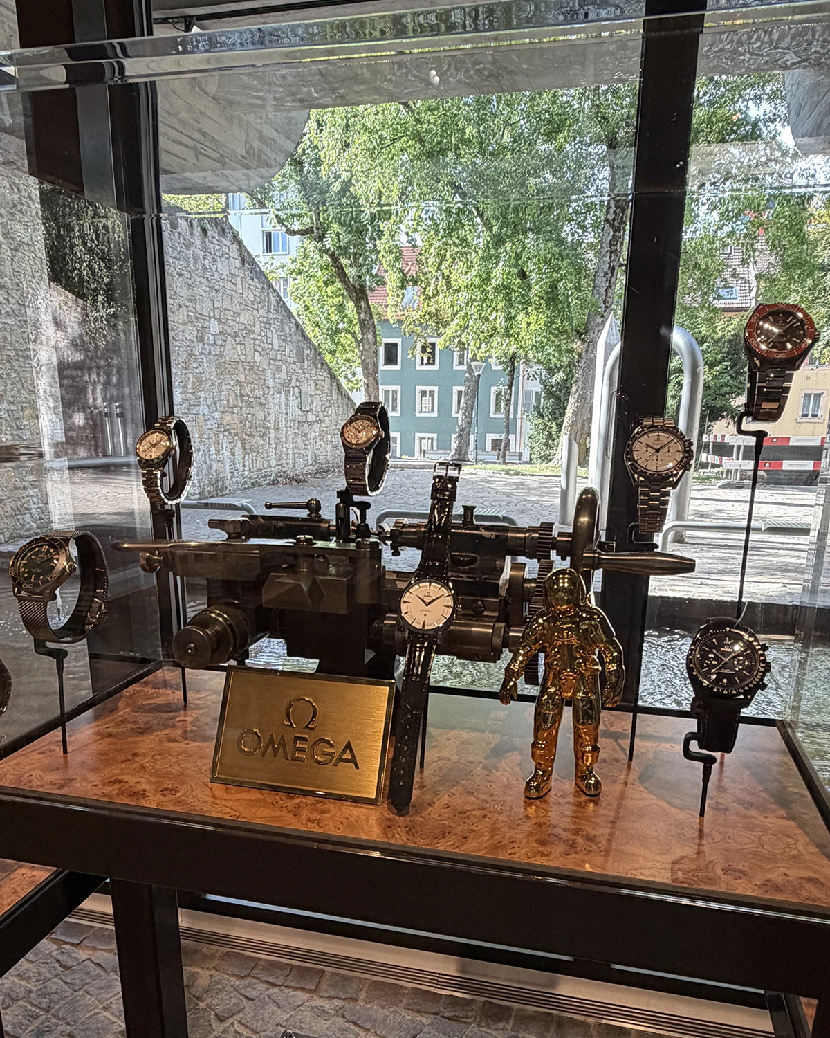 現行の時計ブランドの展示